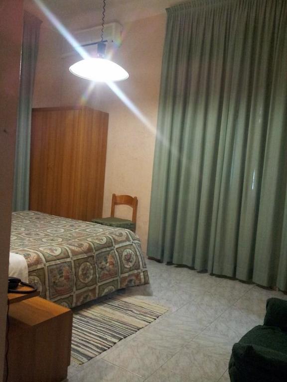 Hotel Acapulco Milánó Szoba fotó