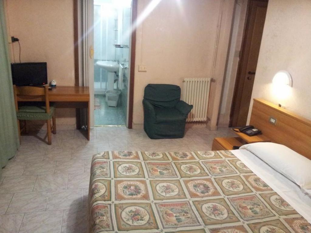 Hotel Acapulco Milánó Kültér fotó
