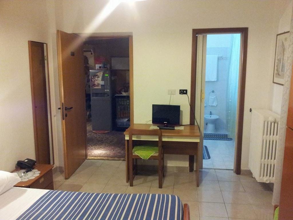 Hotel Acapulco Milánó Kültér fotó
